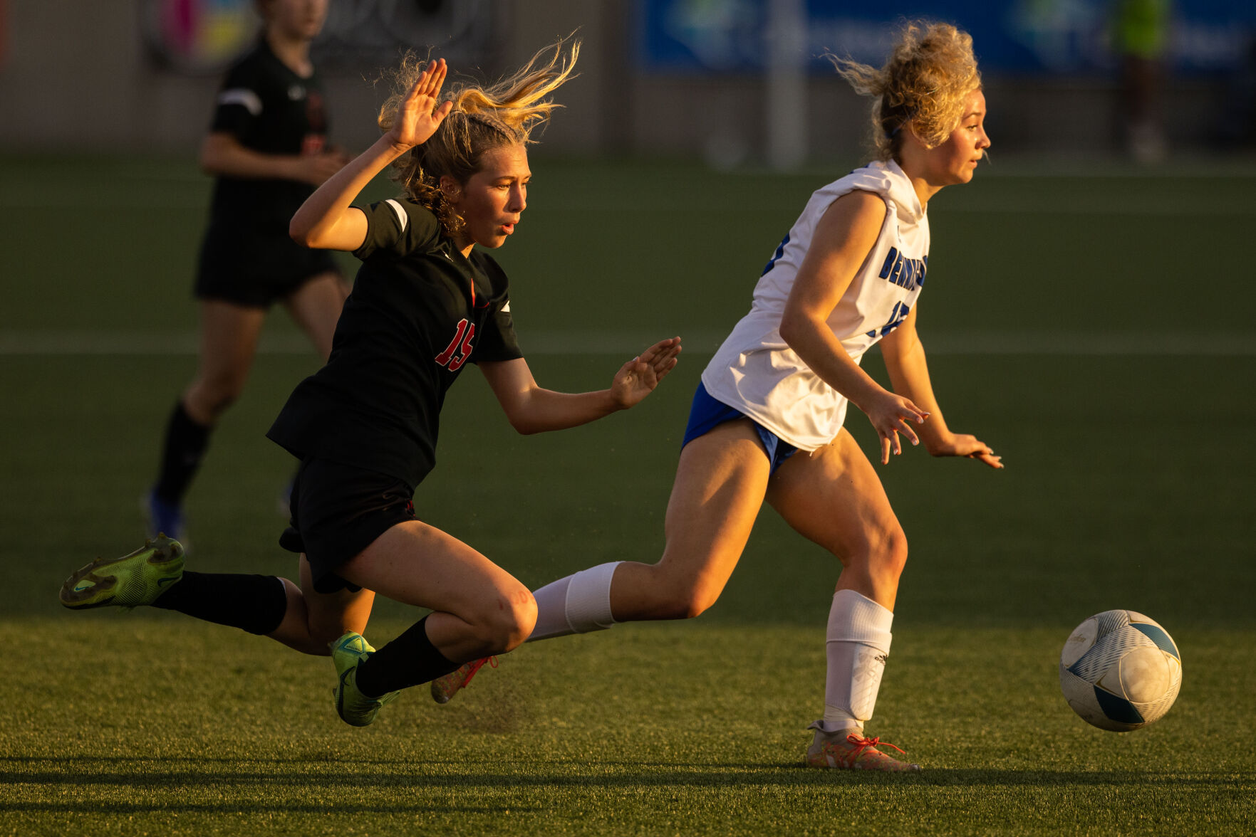 051222-owh-spo-statesoccer-ar02.JPG